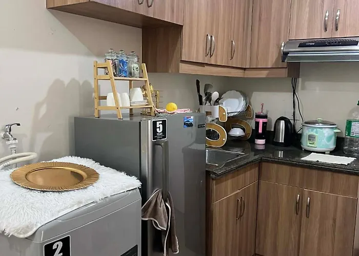 Casa Feliz Staycation Aparthotel *